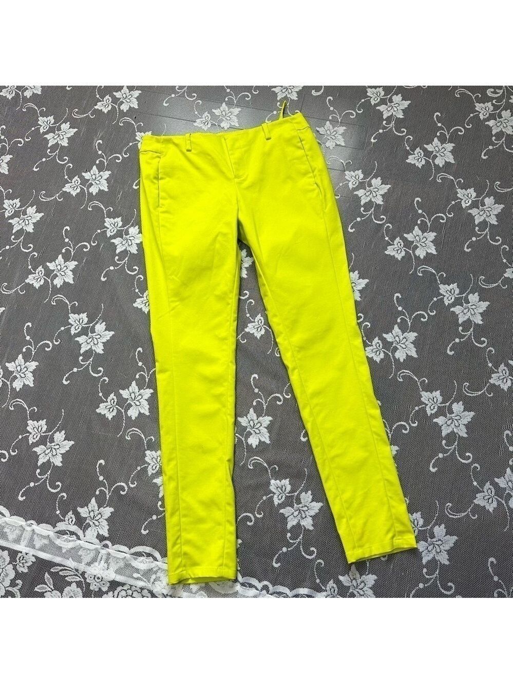Kate Spade Saturday Modern Easy Pant in Charteuse Sz 0